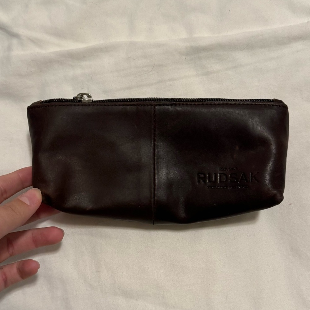 Leather pouch